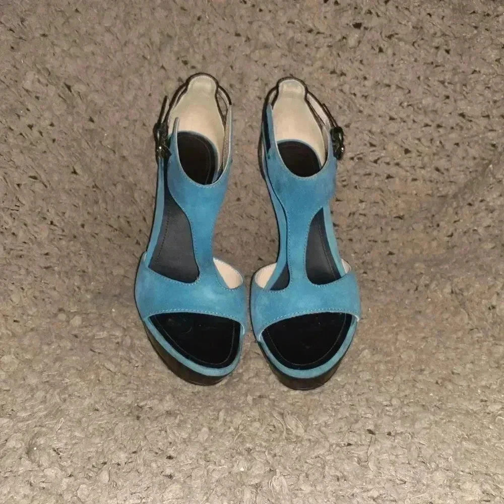 TOD'S-Blue Suede/Black Leather-T-Strap Platform Sandals-Sz 38A-Near Mint